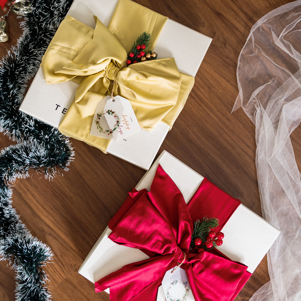 
                  
                    CAROL Christmas Hamper
                  
                